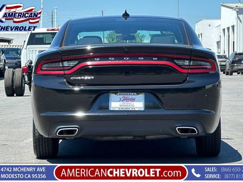 Used 2023 Dodge Charger SXT RWD image 5