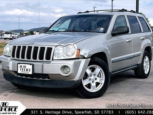 Used 2007 Jeep Grand Cherokee Laredo AWD/4WD image 1