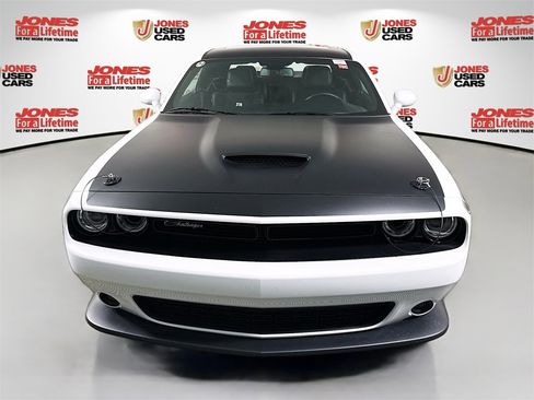 Used 2020 Dodge Challenger R/T w/ T/A Package image 12