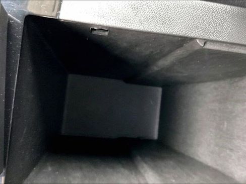 Used 2025 Chevrolet Equinox LT image 37