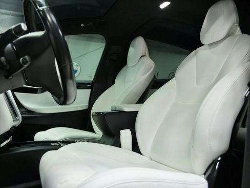 Used 2017 Tesla Model X 90D image 28