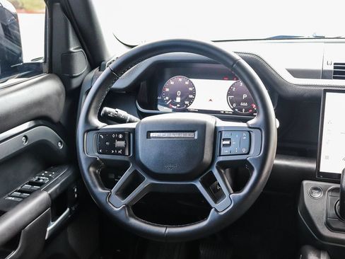 Used 2026 Land Rover Defender 110 X-Dynamic SE AWD/4WD image 18
