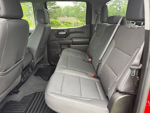 Used 2025 Chevrolet Silverado 1500 Custom Trail Boss w/ Dark Appearance Package AWD/4WD image 42