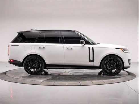 Used 2024 Land Rover Range Rover SE AWD/4WD image 6