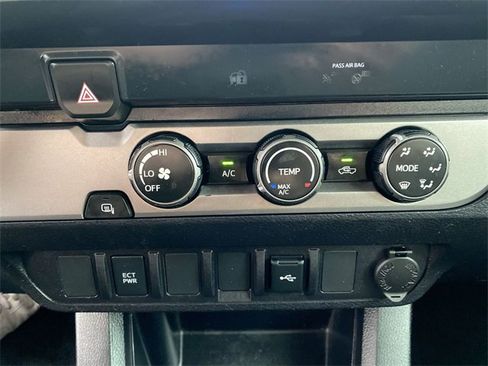 Used 2020 Toyota Tacoma SR w/ SR Convenience Package image 18