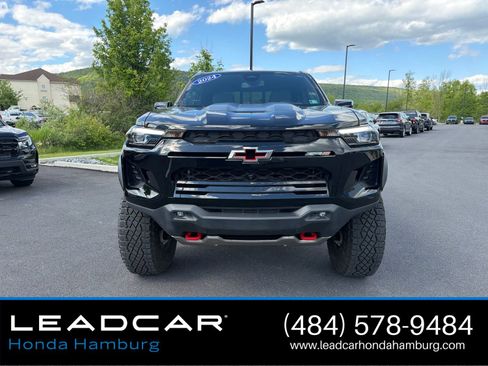 Used 2024 Chevrolet Colorado ZR2 w/ Technology Package AWD/4WD image 14