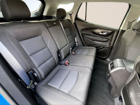 Used 2024 GMC Terrain SLE w/ Driver Convenience Package AWD/4WD image 27