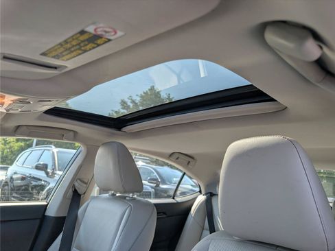 Used 2014 Lexus ES 350 w/ Luxury Package FWD image 29