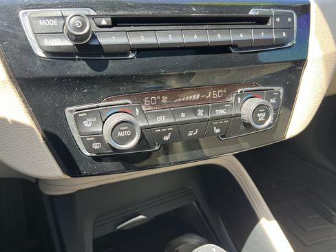 Used 2018 BMW X1 xDrive28i AWD/4WD image 31