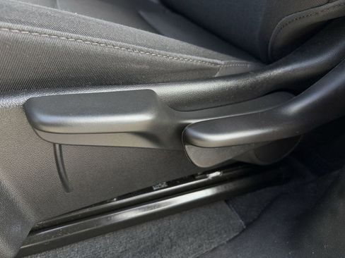 Used 2023 Chevrolet Colorado Trail Boss image 25