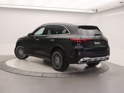 New 2026 Mercedes-Benz GLC 300 image 2