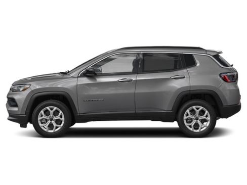 New 2026 Jeep Compass Limited w/ Sun, Sound & Navigation Group AWD/4WD image 15