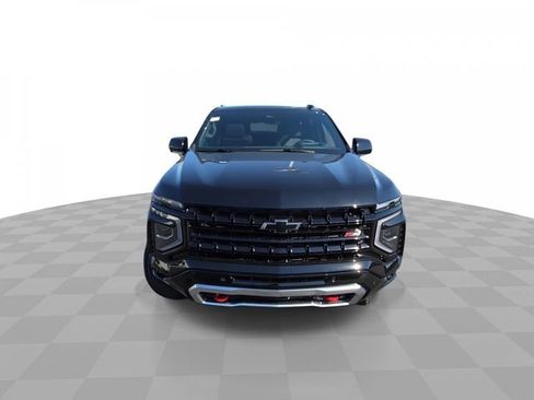 New 2025 Chevrolet Suburban Z71 w/ Z71 Off-Road Package image 3