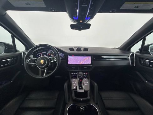 Certified 2021 Porsche Cayenne AWD/4WD image 13