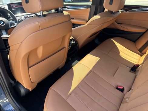 Used 2023 BMW 530i w/ M Sport Package RWD image 10