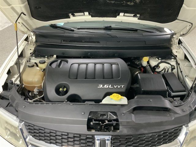 Used 2014 Dodge Journey SXT w/ Flexible Seating Group AWD/4WD image 8