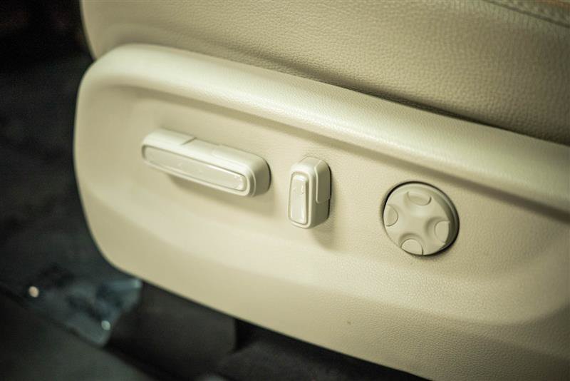 Used 2025 Honda Odyssey EX-L image 17