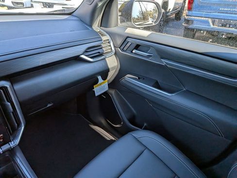 New 2026 GMC Acadia Elevation w/ Black Edition image 18