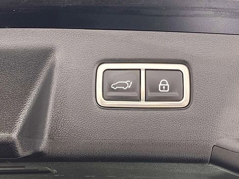 Used 2023 Kia Sorento EX FWD image 10