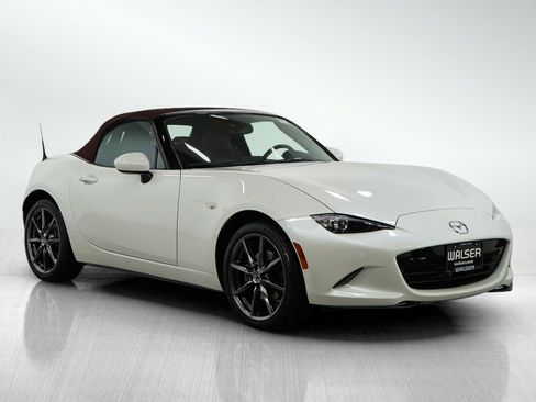 Used 2018 MAZDA MX-5 Miata Grand Touring image 7