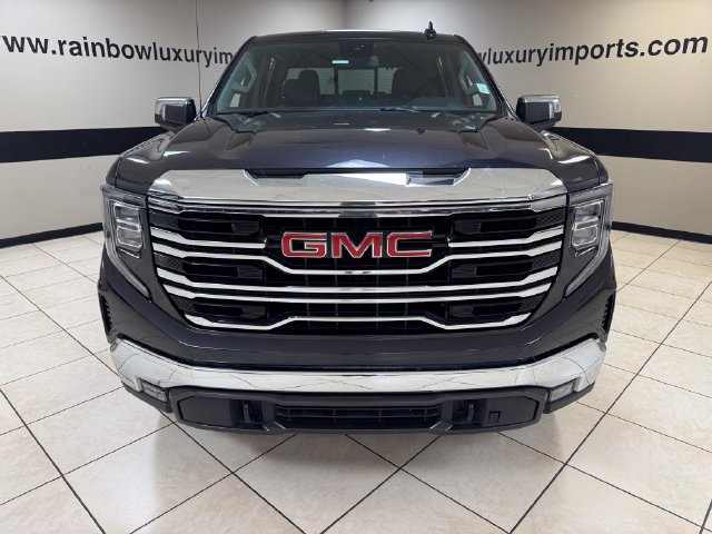 Used 2023 GMC Sierra 1500 SLT AWD/4WD image 2