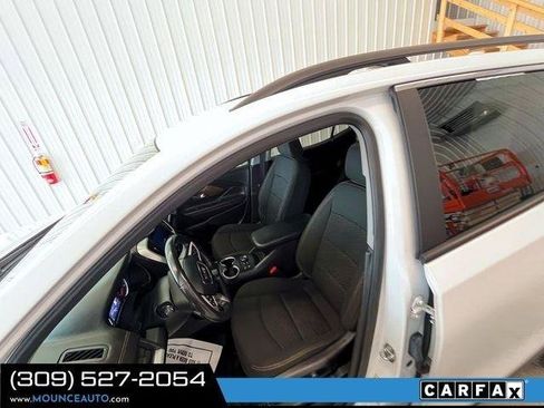 Used 2021 GMC Terrain SLE w/ Driver Convenience Package FWD image 17