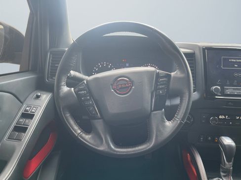 Used 2023 Nissan Frontier PRO-4X w/ Pro Convenience Package image 13