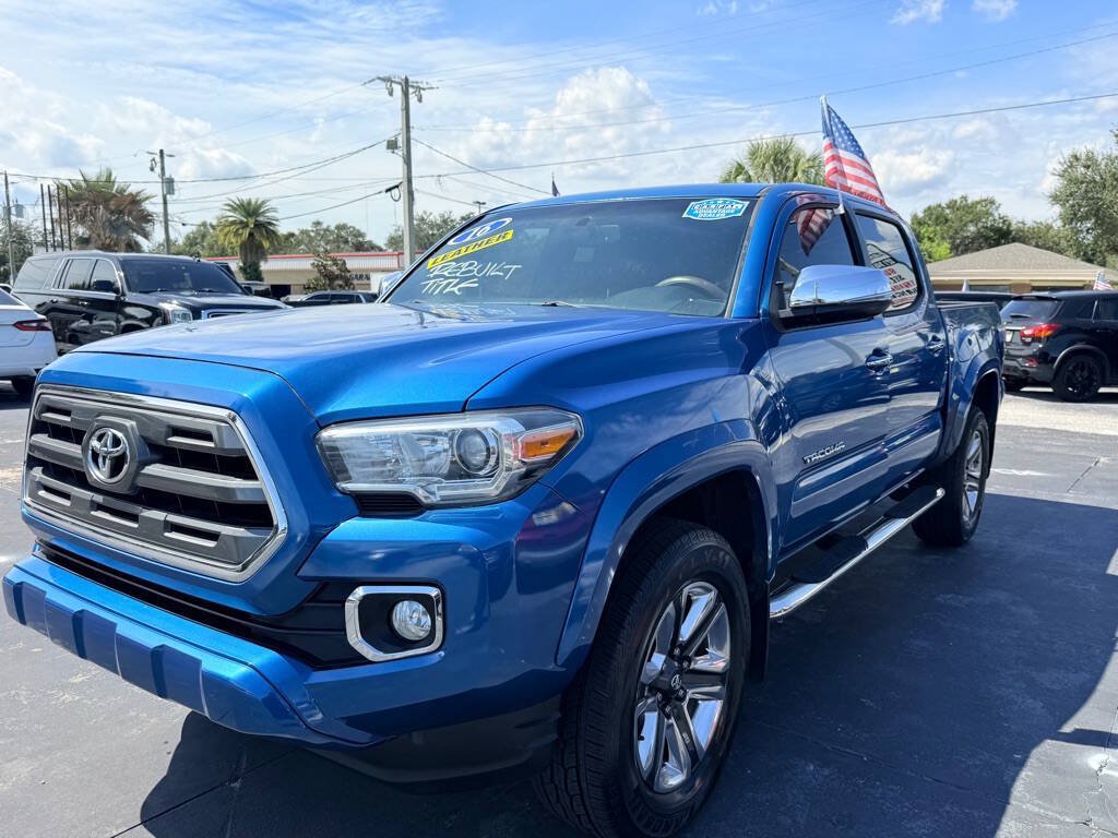 Used 2016 Toyota Tacoma Limited w/ Towing Package RWD image 3