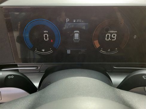 Certified 2025 Hyundai Kona SEL image 27