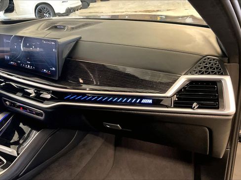 Used 2024 BMW X6 M Competition w/ Executive Package image 18