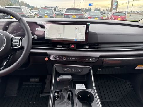 New 2026 Kia Carnival SX FWD image 23