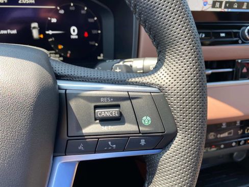 New 2025 Mitsubishi Outlander SEL AWD/4WD image 16