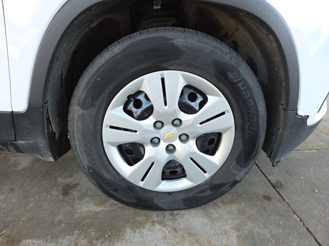 Used 2017 Chevrolet Trax LS FWD image 58