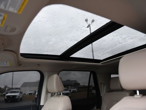 Used 2024 Ford Expedition Max Limited image 21