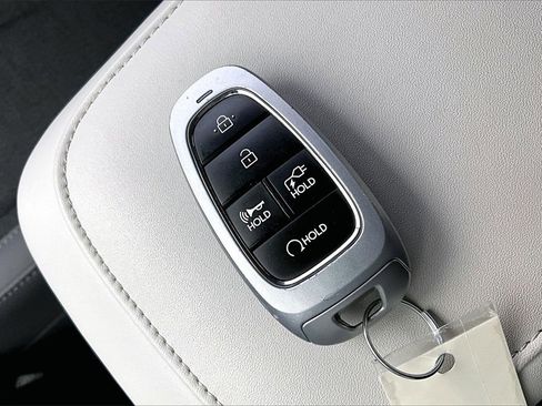 Used 2022 Hyundai Ioniq 5 SE w/ Cargo Package image 25