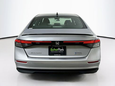 Used 2025 Honda Accord Sport image 7