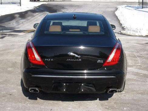 Used 2015 Jaguar XJ L Portfolio AWD/4WD image 14