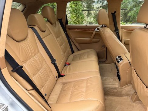 Used 2006 Porsche Cayenne Turbo S AWD/4WD image 30