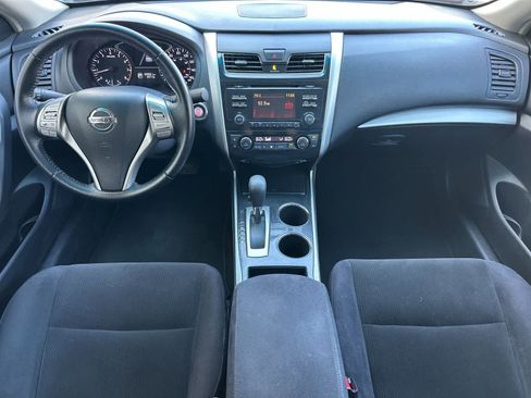 Used 2013 Nissan Altima 2.5 SV FWD image 3