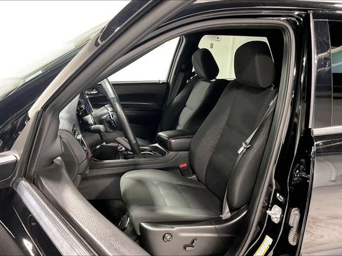 Used 2025 Dodge Durango GT AWD/4WD image 31