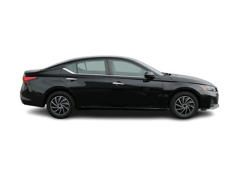 Used 2023 Nissan Altima 2.5 S image 4