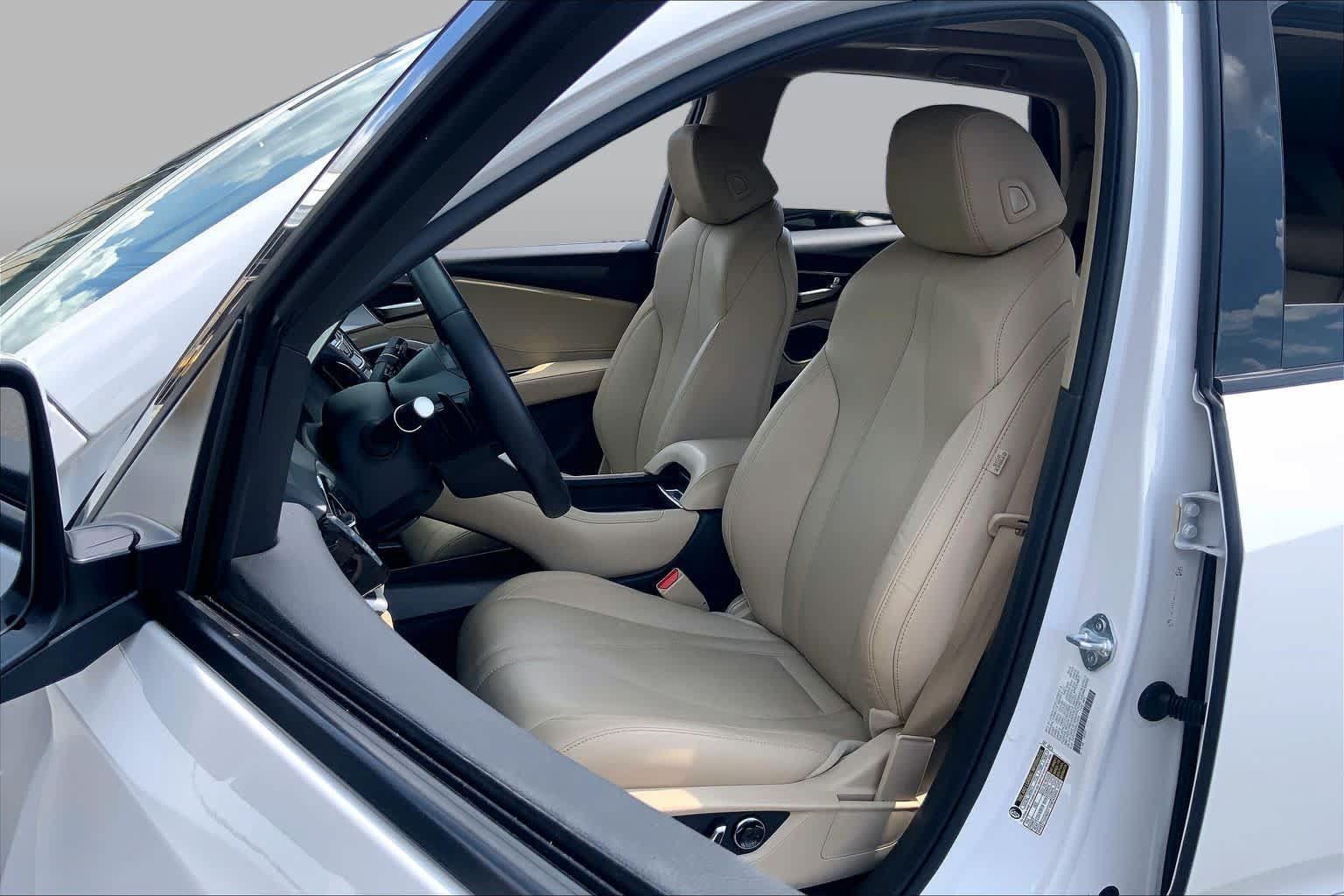 Used 2024 Acura RDX SH-AWD image 8