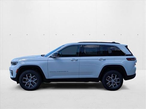 New 2025 Jeep Grand Cherokee Limited image 9
