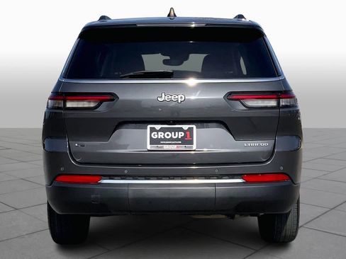 Used 2023 Jeep Grand Cherokee L Laredo image 5