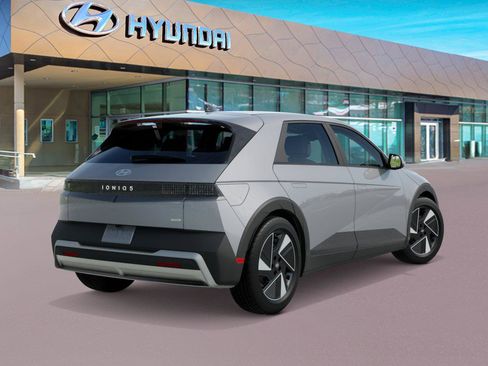 New 2026 Hyundai Ioniq 5 SEL AWD/4WD image 4