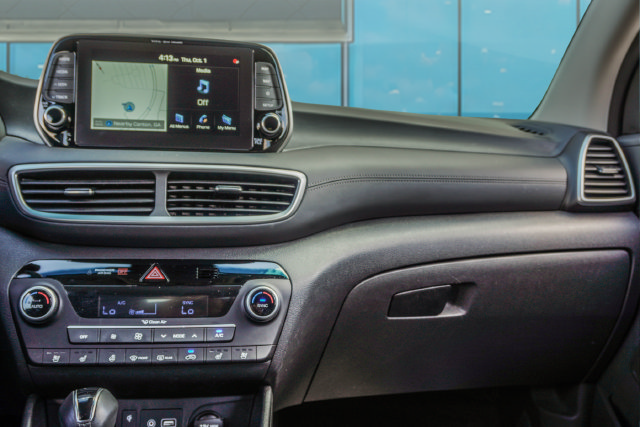Used 2020 Hyundai Tucson Ultimate w/ Cargo Package FWD image 39
