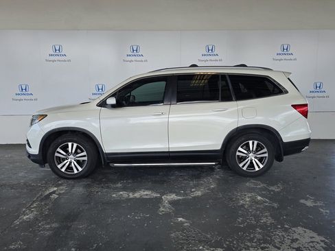 Used 2017 Honda Pilot EX-L image 3