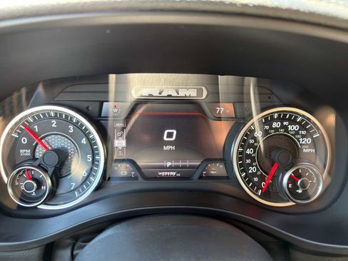 Used 2025 RAM 1500 Laramie AWD/4WD image 13