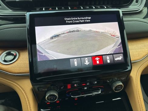 Used 2024 Jeep Grand Cherokee L Summit image 30