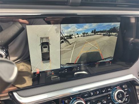 New 2025 GMC Sierra 2500 Denali w/ Denali Reserve Package image 32